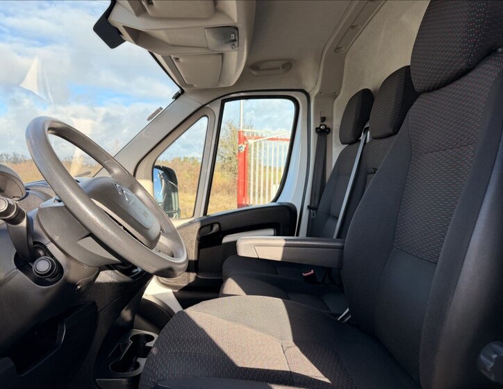 Citroën Jumper Skříň 2,2 l 103 kw