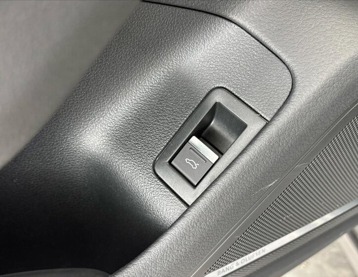 Audi A6 Allroad Kombi 3,0 l 253 kw