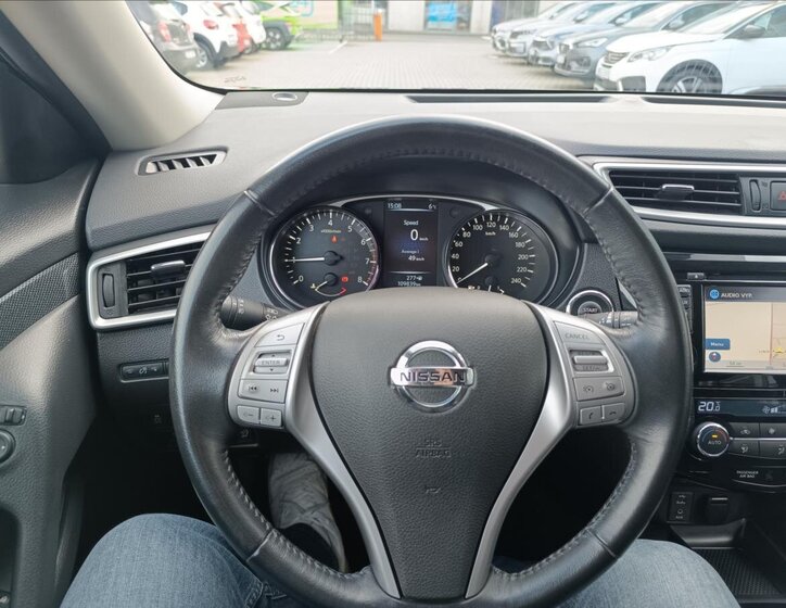 Nissan X-Trail SUV 1,6 l 120 kw