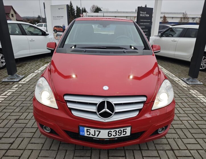 Mercedes-Benz Třídy B 9