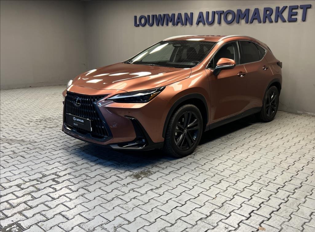 Lexus NX 350h SUV / Terénní 2,5 l 179 kw
