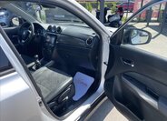 Suzuki Vitara SUV / Terénní 1,4 l 103 kw