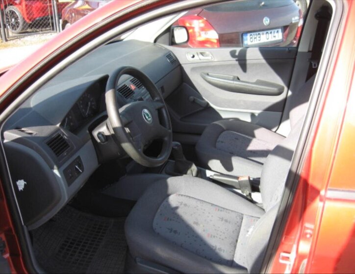 Škoda Fabia Hatchback 1,4 l 44 kw