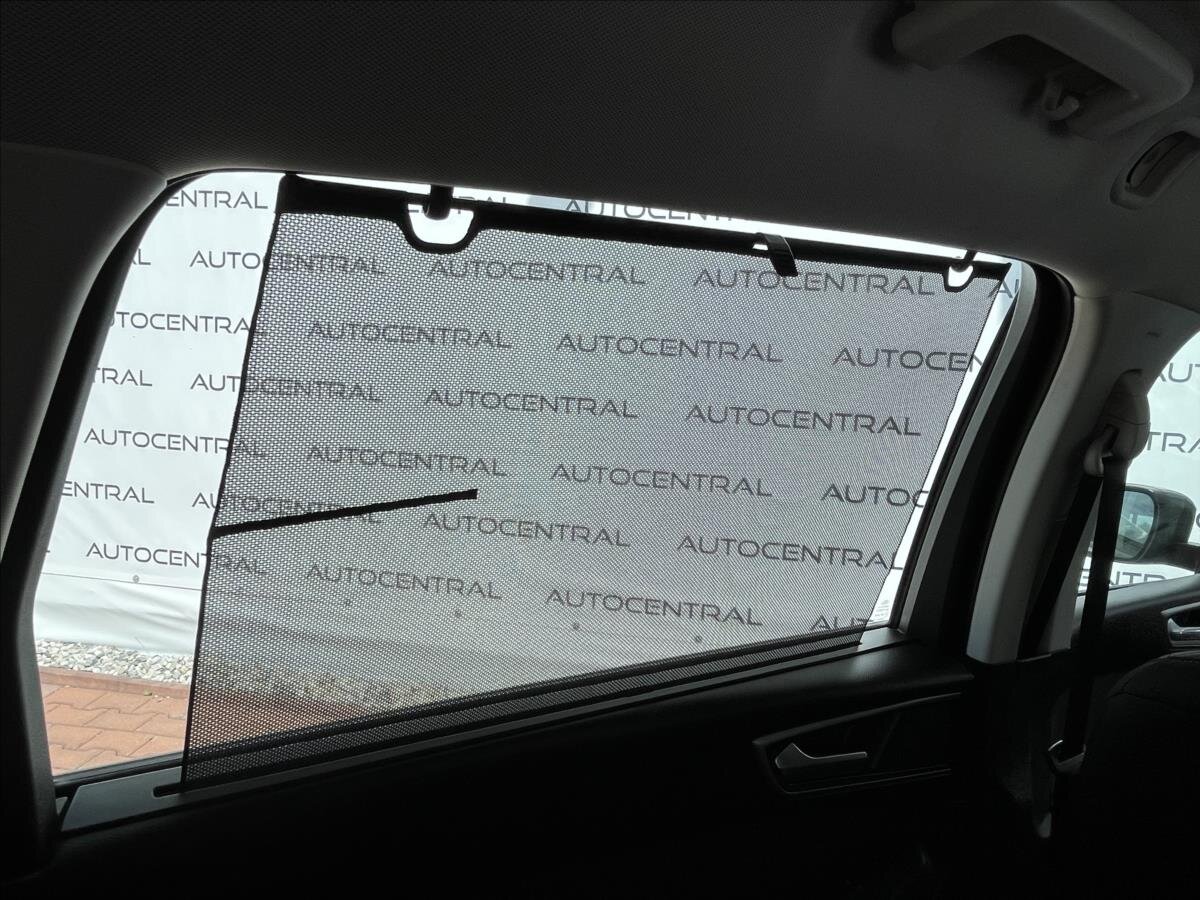 Ford S-MAX MPV 1,5 l 118 kw