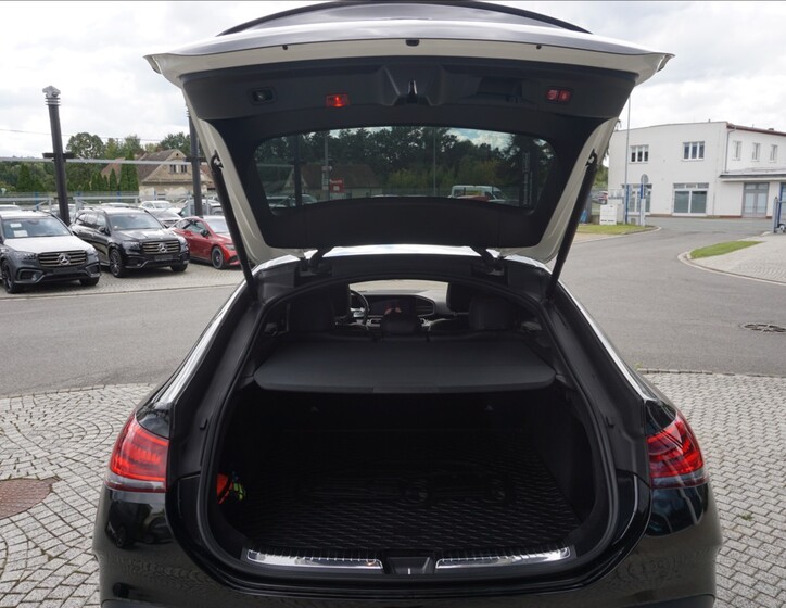 Mercedes-Benz GLE 10