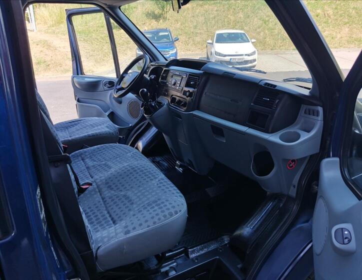 Ford Transit 10
