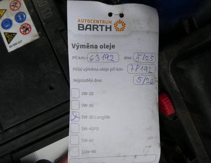 Peugeot 2008 SUV 1,2 l 96 kw