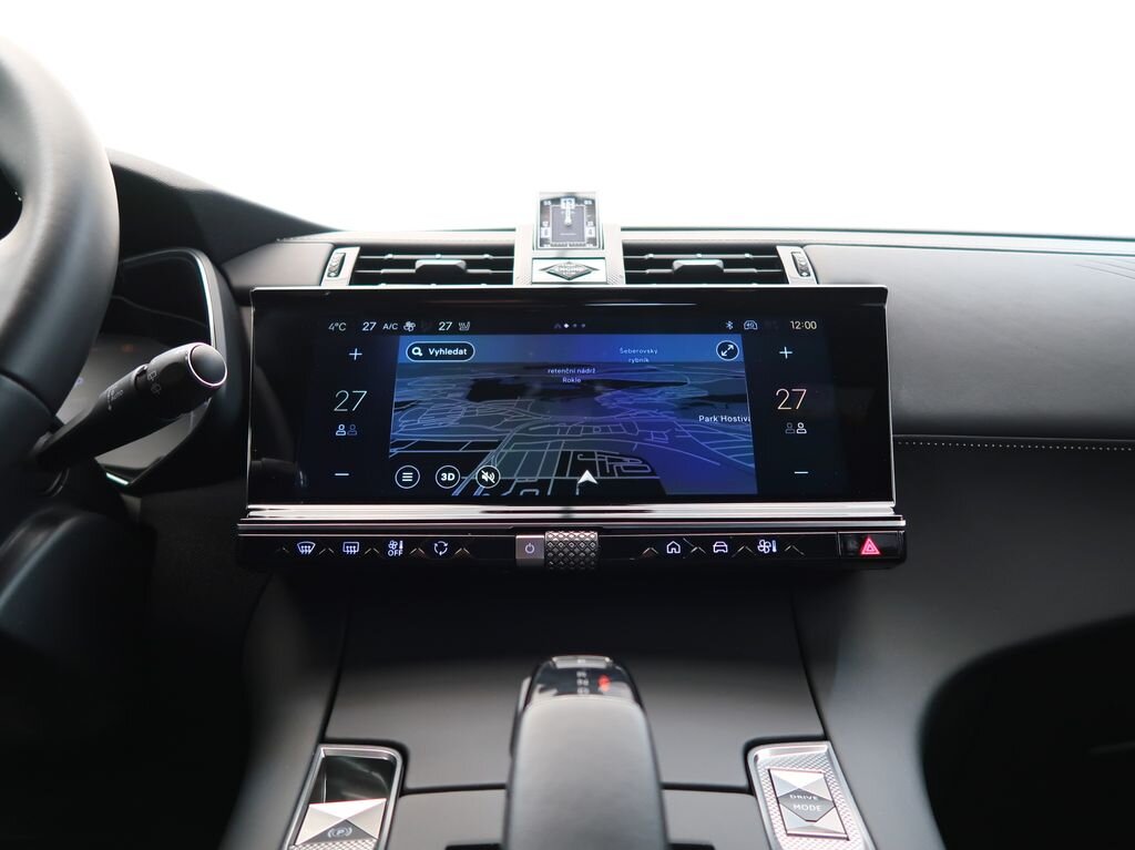 DS Automobiles DS7 Crossback