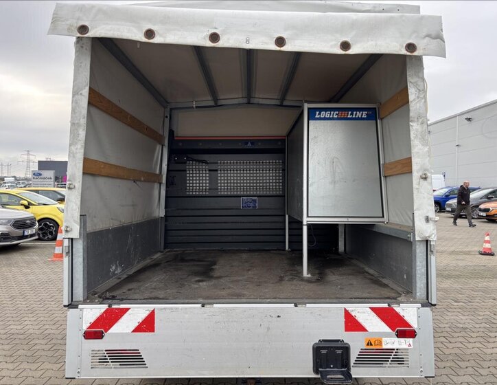 Ford Transit Valník 2,0 l 96 kw