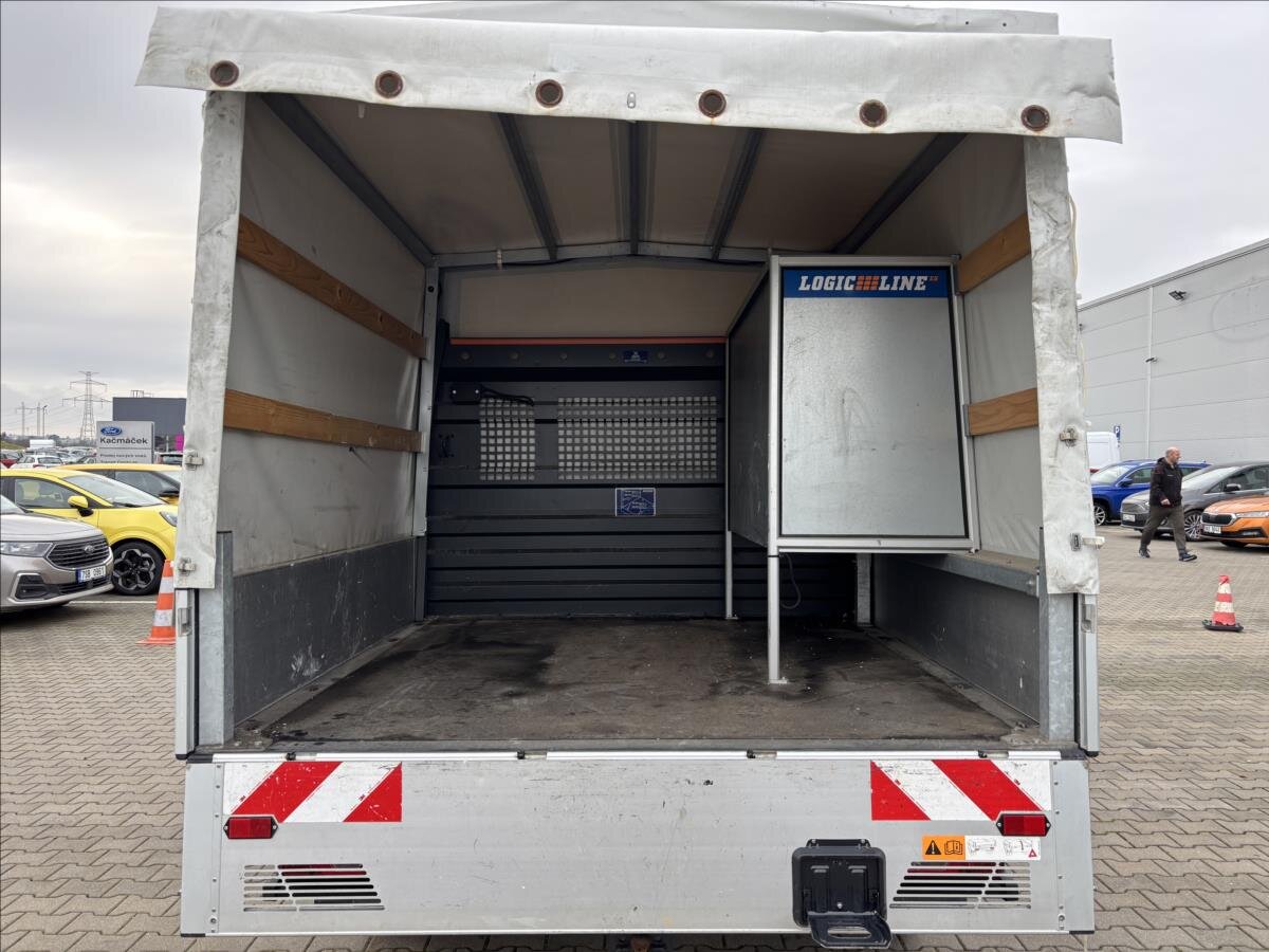 Ford Transit Valník 2,0 l 96 kw