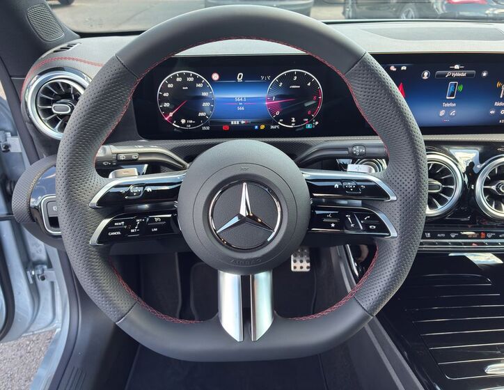 Mercedes-Benz CLA 18