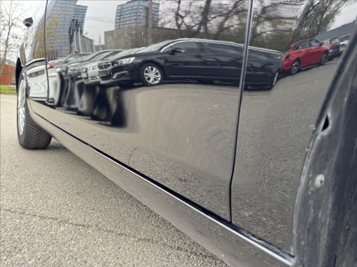 Volkswagen Golf Hatchback 1,6 l 77 kw