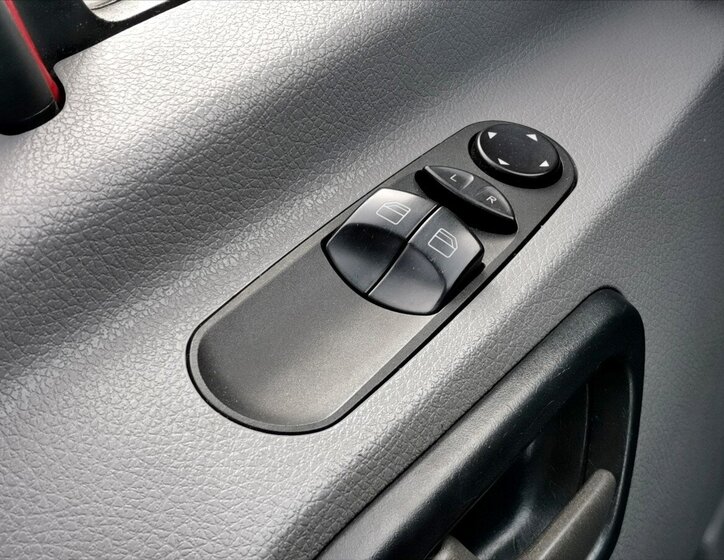 Mercedes-Benz Sprinter Skříň 2,1 l 95 kw