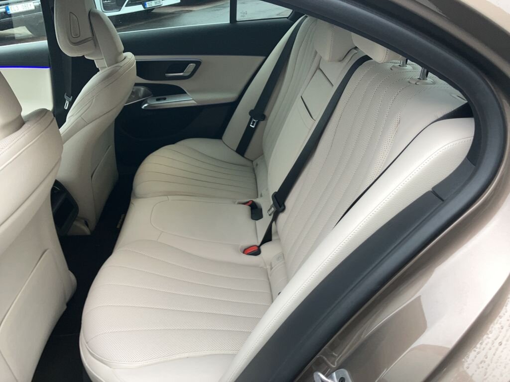 Mercedes-Benz Třídy E Sedan / Limuzína 2,0 l 290 kw