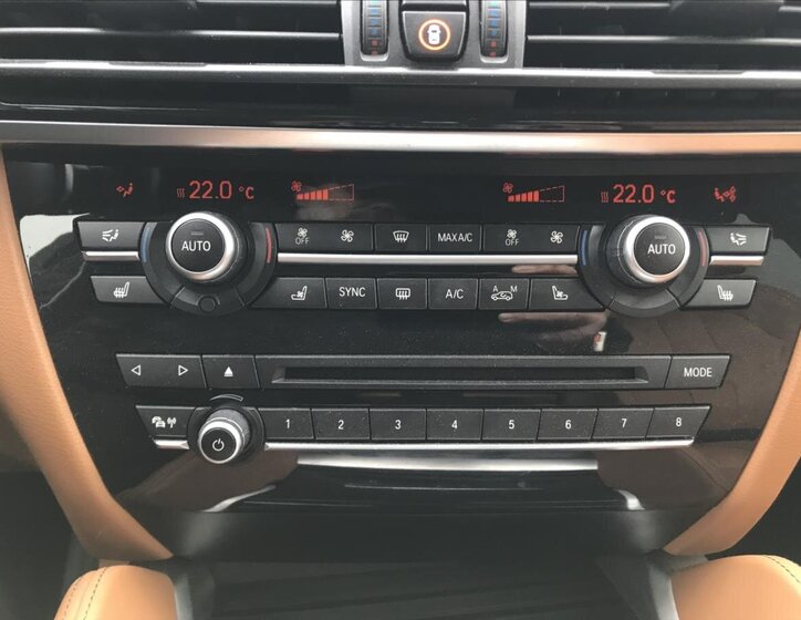 BMW X6 Sedan 3,0 l 190 kw