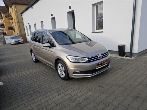 Volkswagen Touran Kombi 1,4 l 110 kw