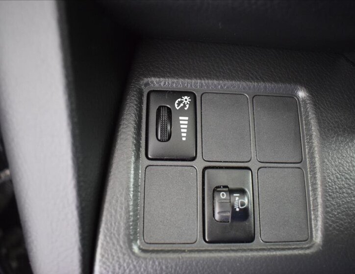 Toyota RAV4 SUV 2,0 l 112 kw