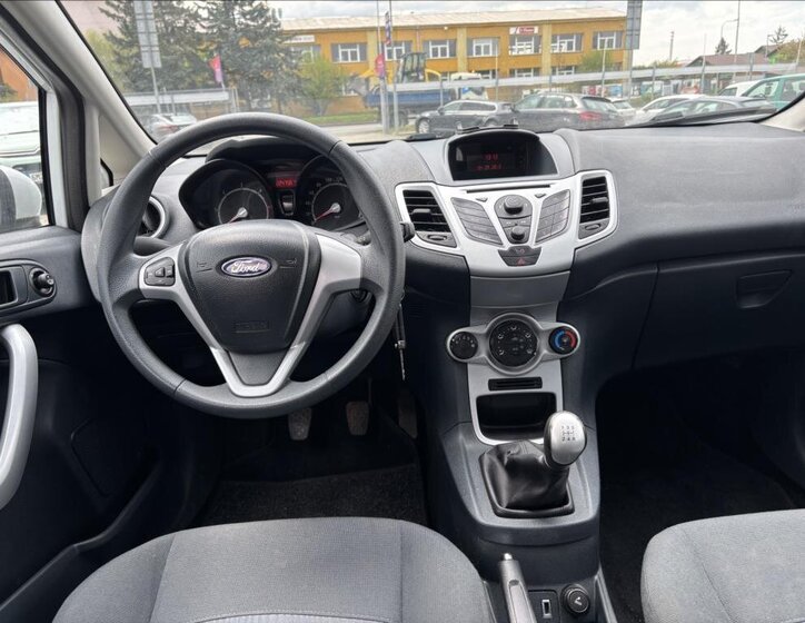 Ford Fiesta Hatchback 1,4 l 51 kw