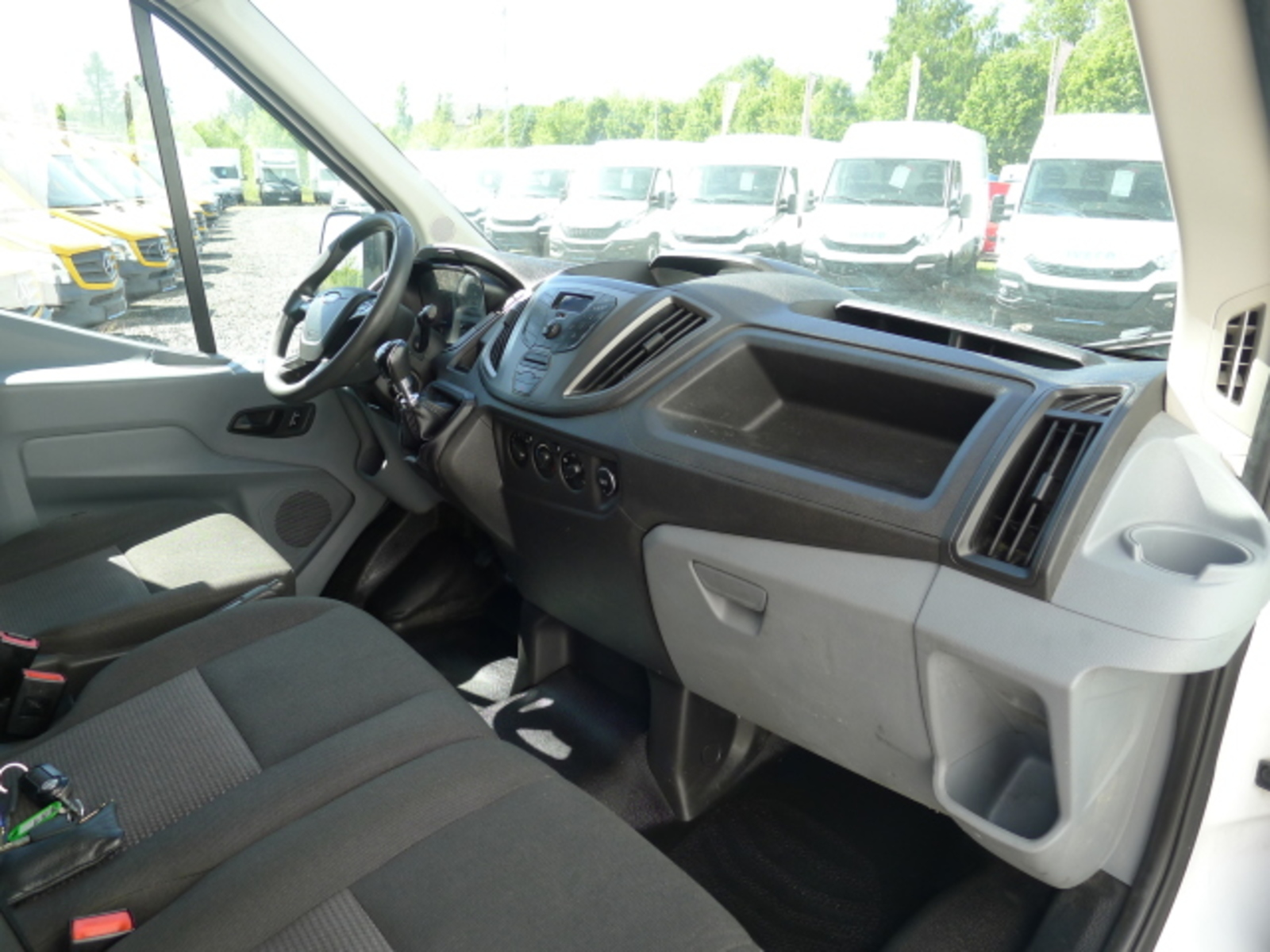 Ford Transit 10