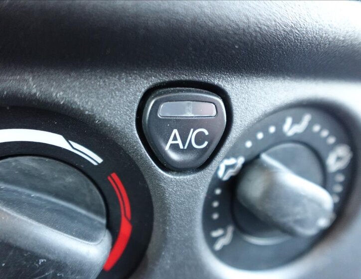 Ford Transit Ostatní 2,0 l 96 kw