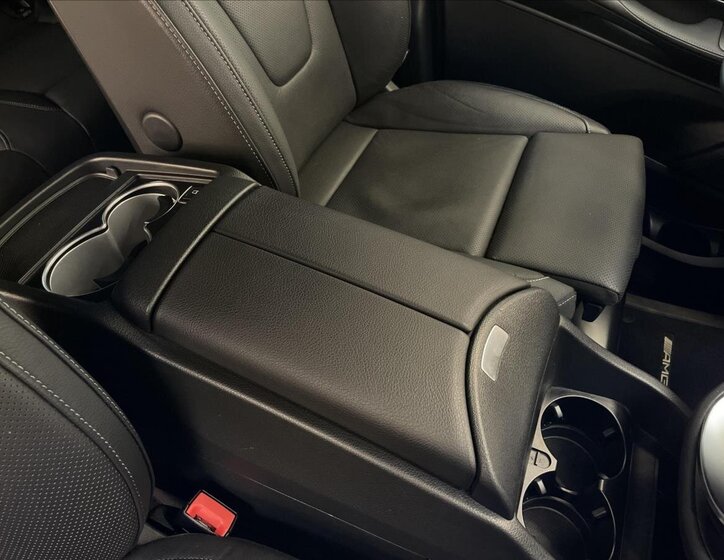 Mercedes-Benz Třídy V MPV 2,0 l 174 kw