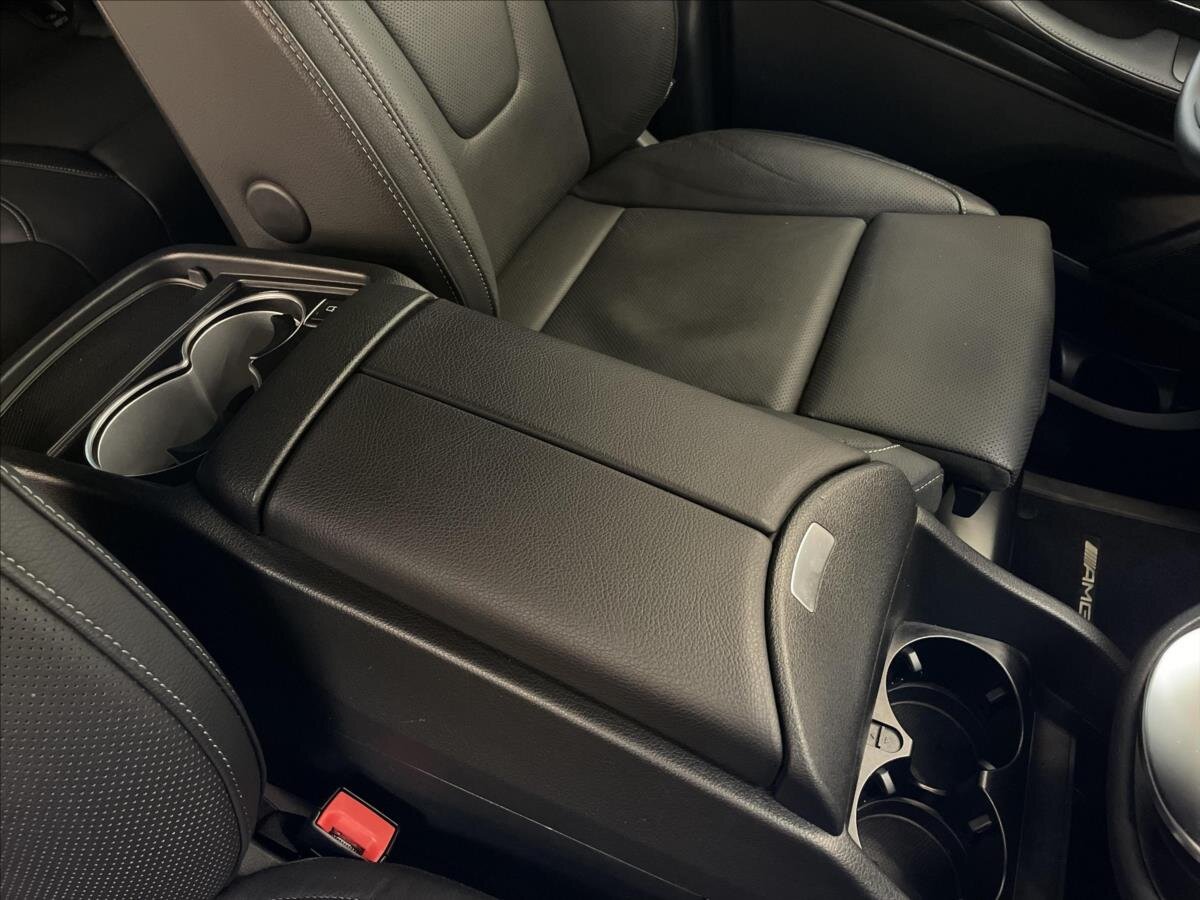 Mercedes-Benz Třídy V MPV 2,0 l 174 kw