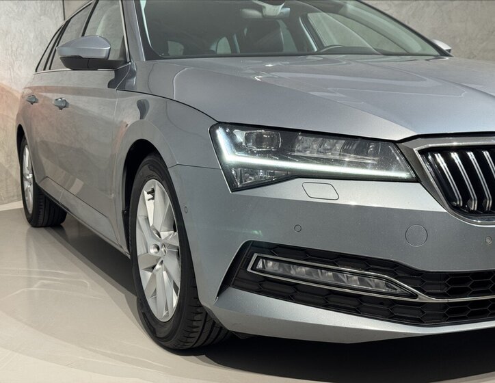 Škoda Superb Kombi 2,0 l 110 kw