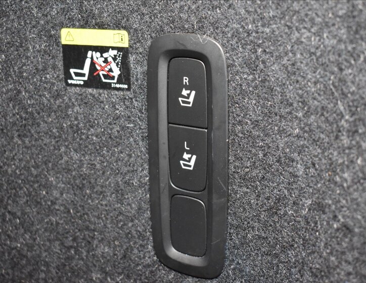 Volvo XC40 SUV 2,0 l 140 kw