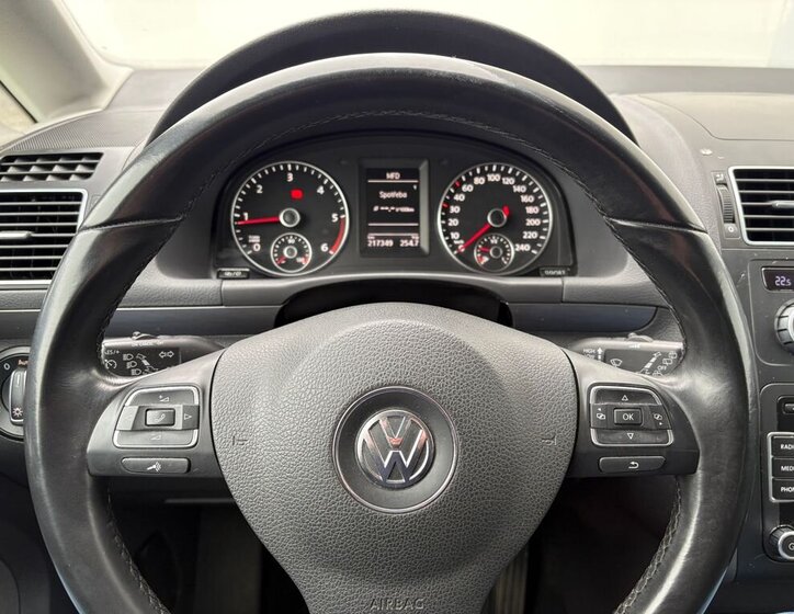Volkswagen Touran MPV 1,6 l 77 kw