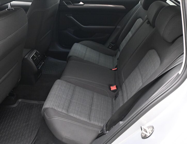 Volkswagen Passat Kombi 2,0 l 110 kw