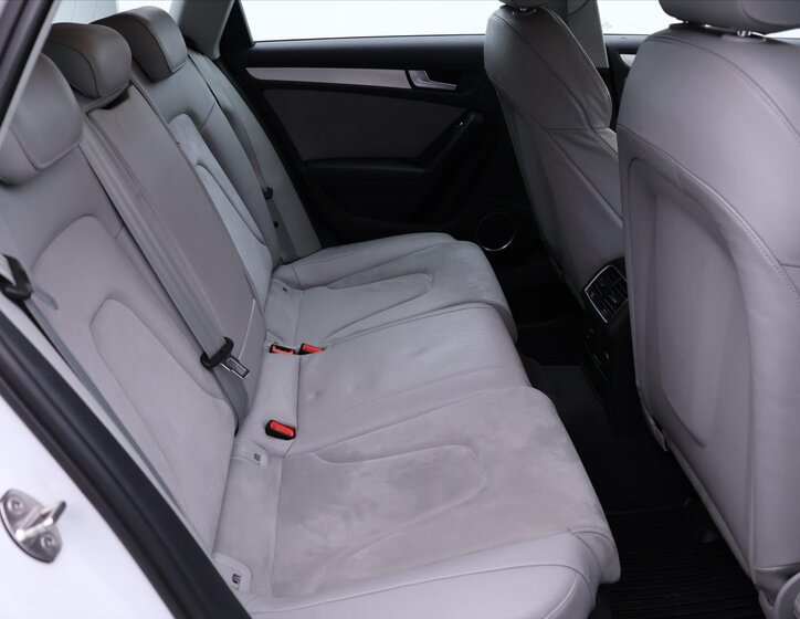 Audi A4 Allroad Kombi 3,0 l 180 kw