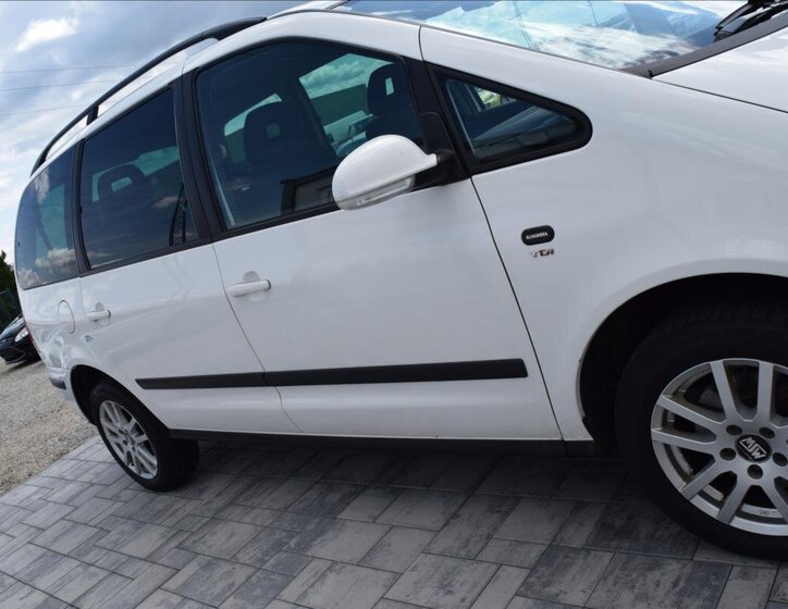 Seat Alhambra 9