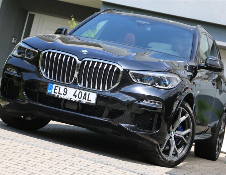 BMW X5 Kombi 3,0 l 290 kw