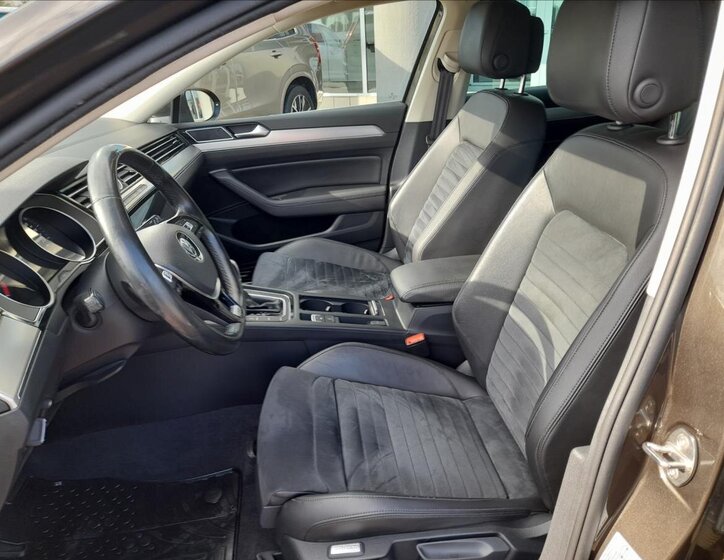Volkswagen Passat Kombi 2,0 l 140 kw