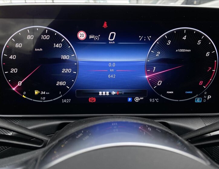 Mercedes-Benz Třídy C Sedan 1,5 l 150 kw