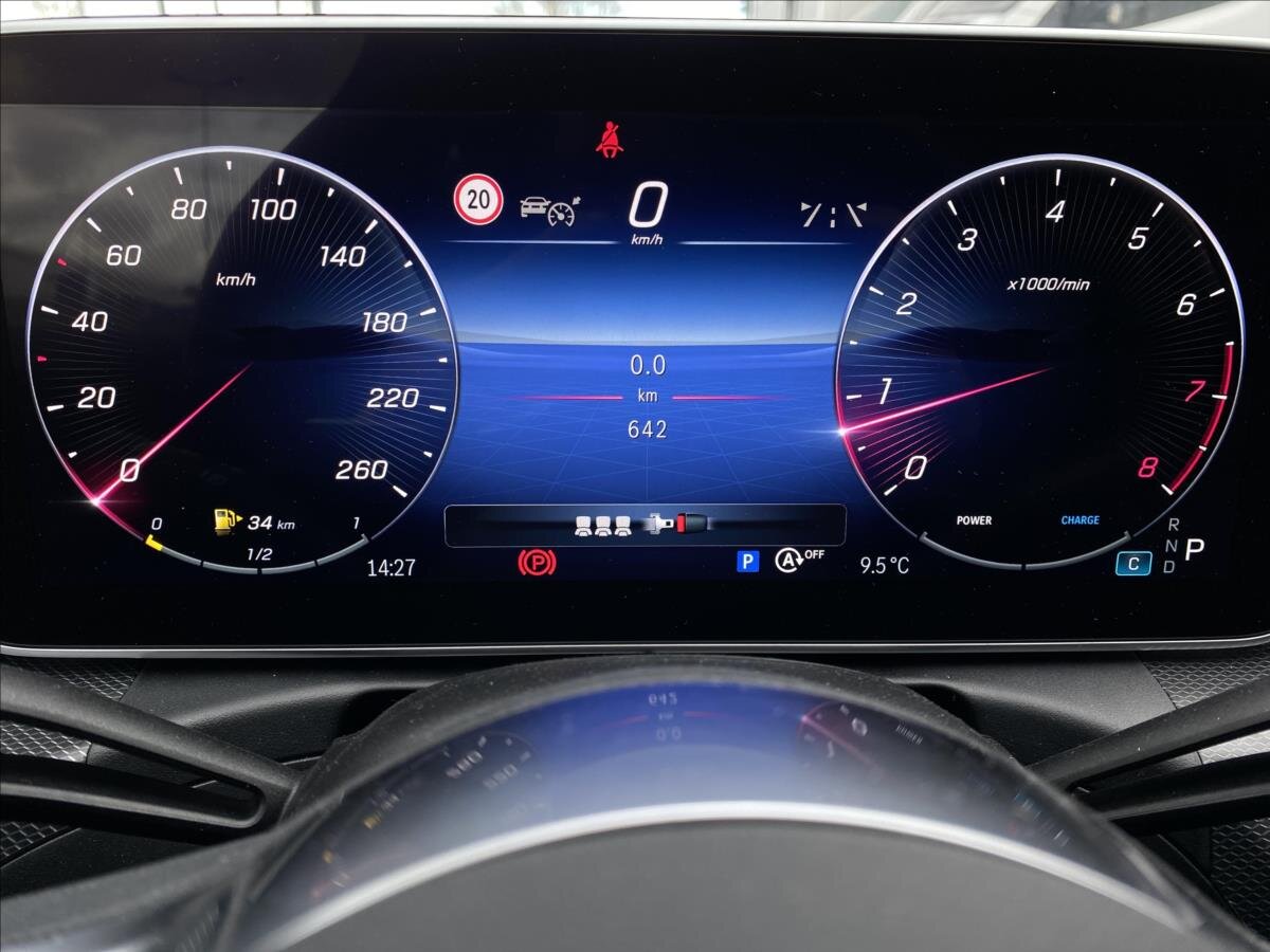 Mercedes-Benz Třídy C Sedan 1,5 l 150 kw