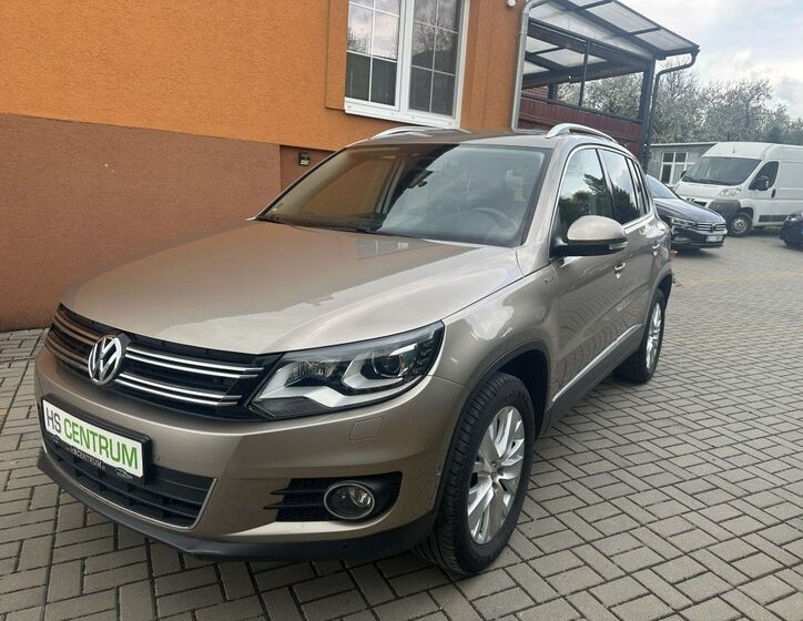 Volkswagen Tiguan 9