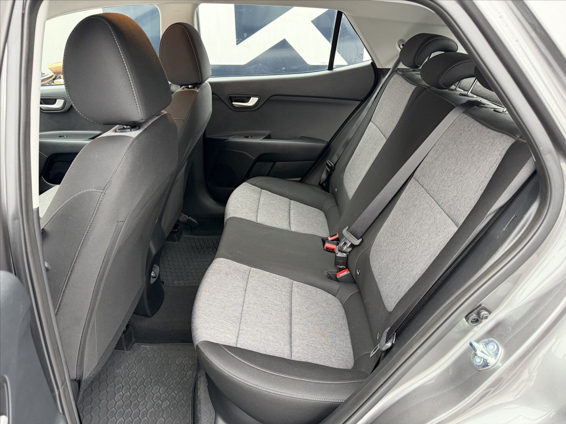 KIA Stonic SUV / Terénní 1,2 l 58 kw