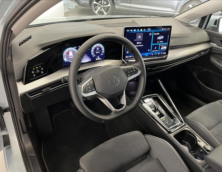 Volkswagen Golf Kombi 1,5 l 110 kw