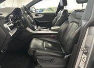 Audi SQ8 SUV 4,0 l 373 kw