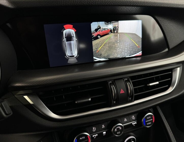 Alfa Romeo Stelvio 35