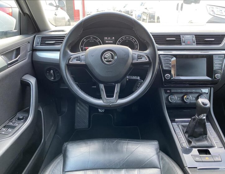 Škoda Superb Kombi 2,0 l 110 kw