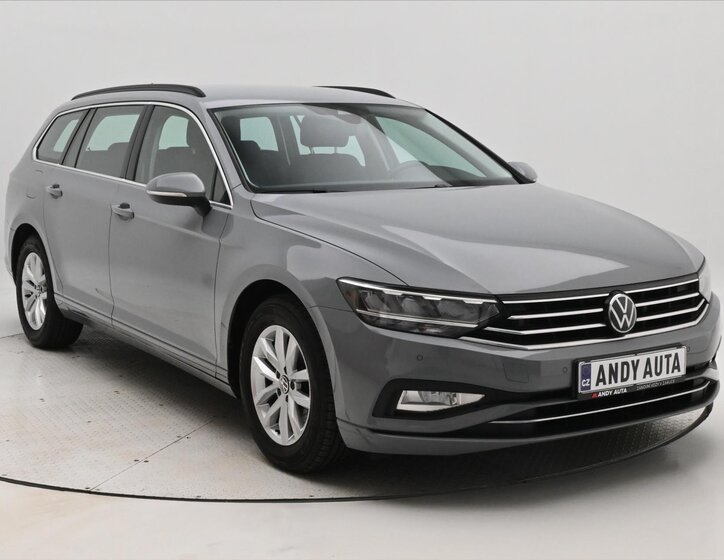 Volkswagen Passat Kombi 2,0 l 110 kw