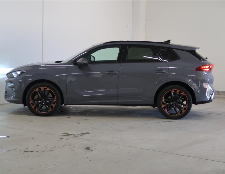 Cupra Terramar SUV / Terénní 2,0 l 195 kw