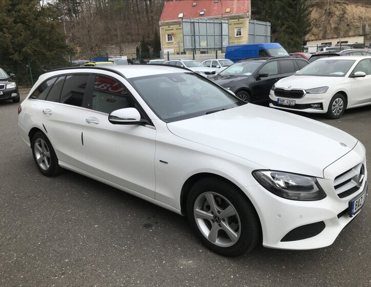 Mercedes-Benz Třídy C Kombi 1,6 l 100 kw