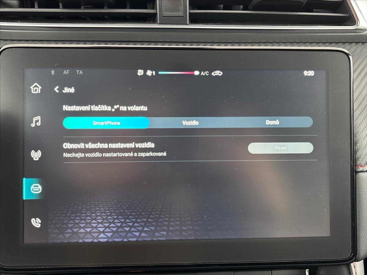 MG ZS SUV / Terénní 1,5 l 78 kw