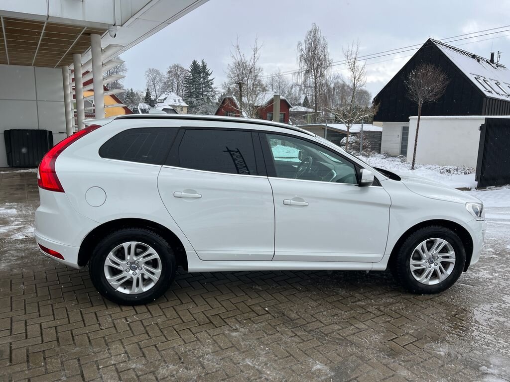 Volvo XC60 SUV 2,4 l 140 kw