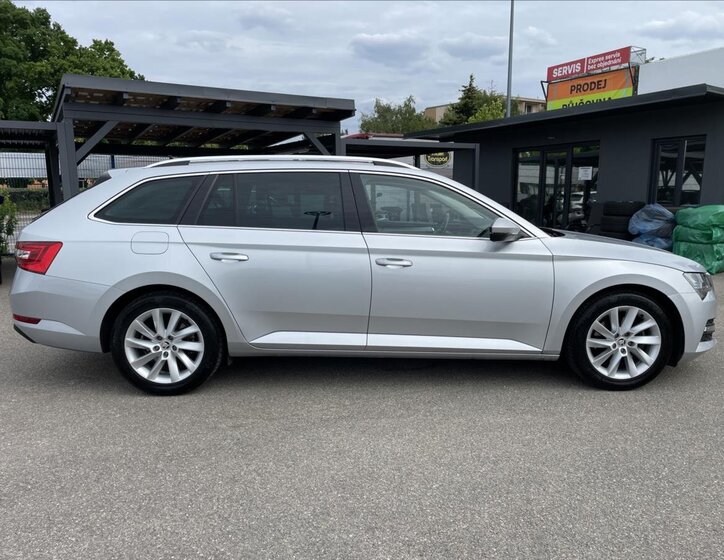 Škoda Superb Kombi 2,0 l 110 kw