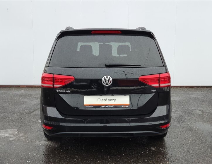 Volkswagen Touran MPV 1,2 l 81 kw