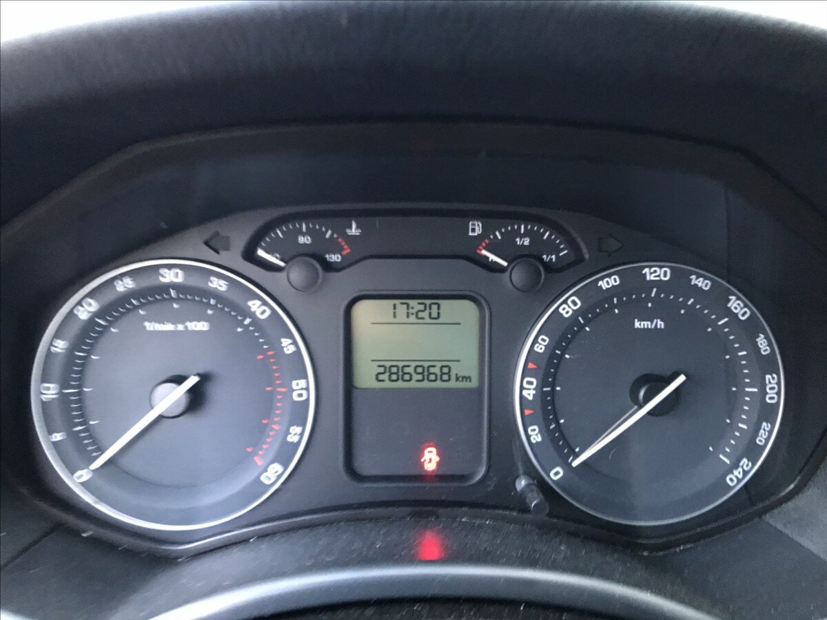 Škoda Octavia Sedan / Limuzína 1,9 l 77 kw